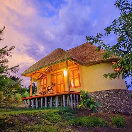 Wild Tracks Overland Camp Kasese Luaran gambar